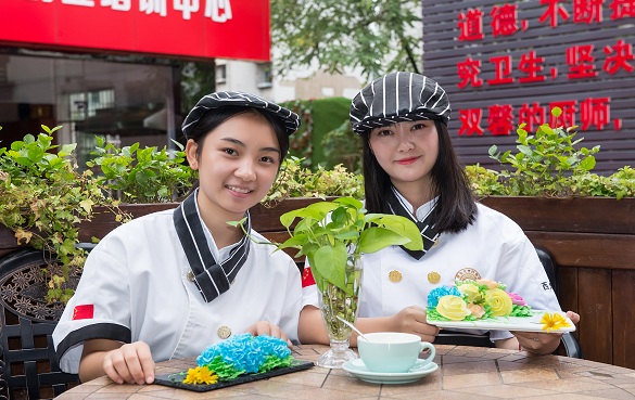 吃货想学西点烘焙，来这里就对了